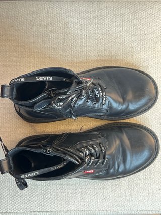 Botas Levi's negras talla 37