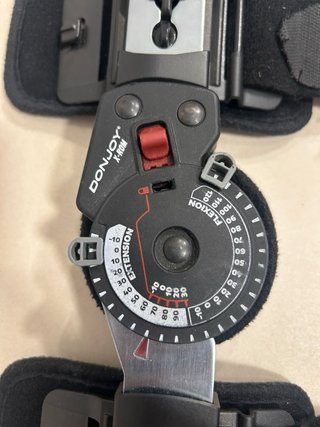 Rodillera Articulada Donjoy X-ROM Post-Op