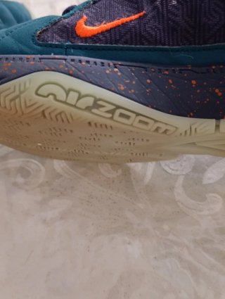 Nike Giannis Freak 5