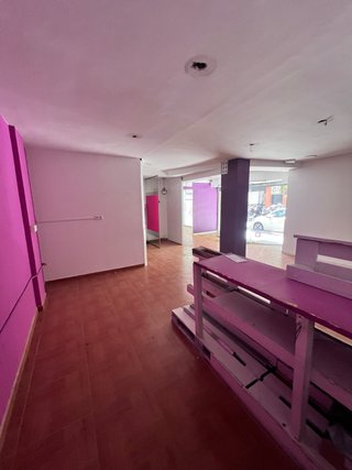 Local de 70 m2 en Viladecans