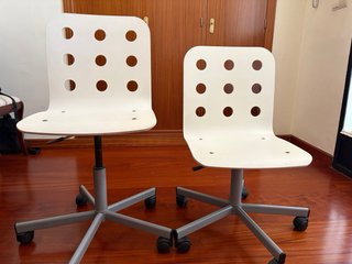 Escritorio y Sillas IKEA