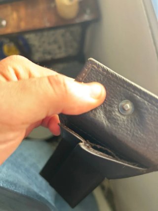 Cartera de cuero sintético marrón