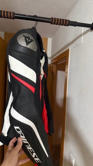 Chaqueta Dainese Talla 54 Negra Roja Blanca