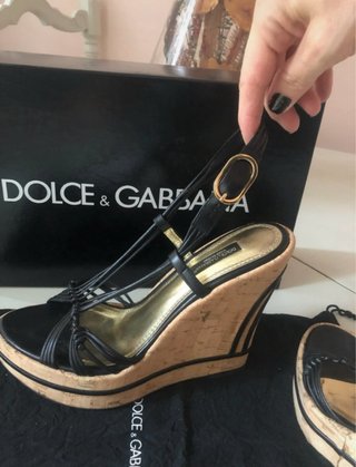 Sandali Dolce & Gabbana neri e oro