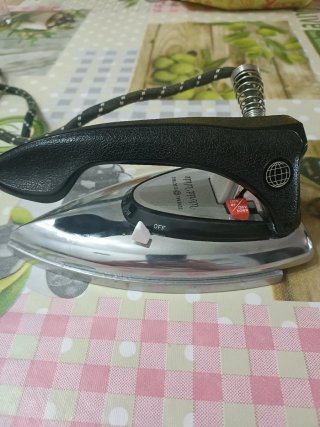 Plancha de ropa vintage
