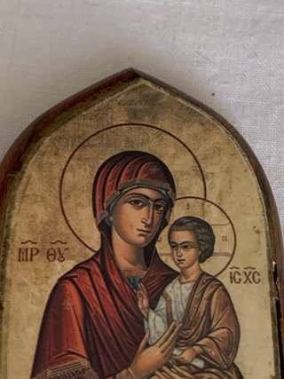 Ícono religioso de madera