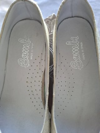 Zapatos fiesta niña Bambi beige talla 35