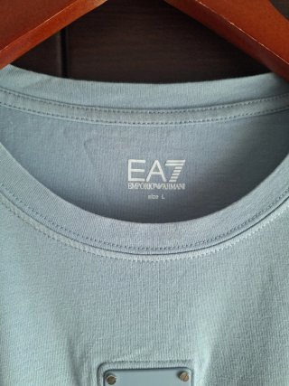 T-shirt azzurra EA7 Emporio Armani 100% cotone
