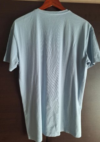T-shirt azzurra EA7 Emporio Armani 100% cotone