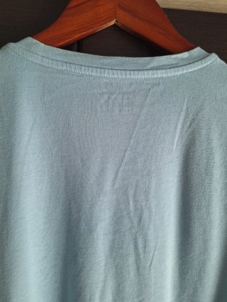 T-shirt azzurra EA7 Emporio Armani 100% cotone