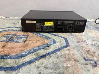 REPRODUCTOR CD TECHNICS SL PJ38A