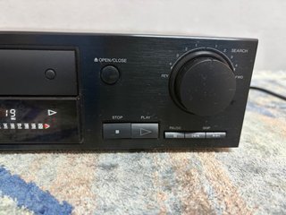REPRODUCTOR CD TECHNICS SL PJ38A
