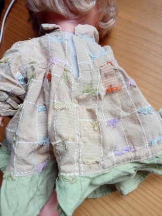 Muñeca Famosa antigua