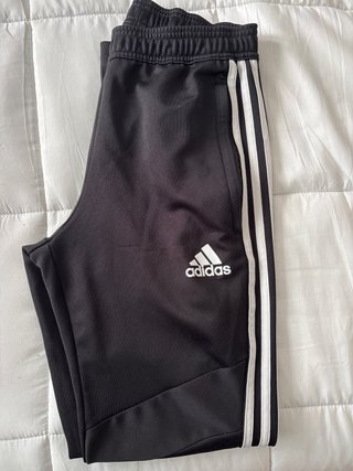Pantalón Adidas Negro con Rayas Blancas