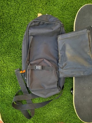 Monopatín RUNFIT con mochila