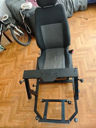 Cockpit Zalem V27 + Volante Logitech G923