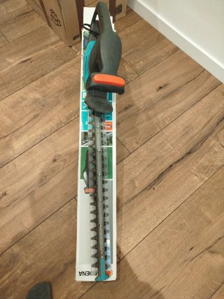 Cortasetos Eléctrico GARDENA ErgoTec