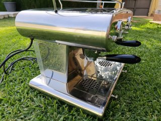Cafetera Francis Francis Illy Cromada