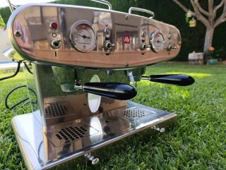 Cafetera Francis Francis Illy Cromada