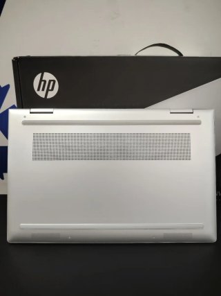 HP Envy X360 2in 1  15-fe001ns i7-1355U 16GB 1TB