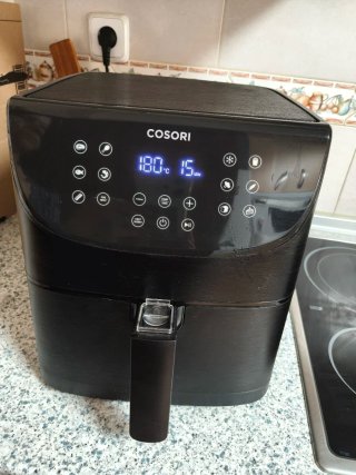 Freidora de aire Cosori negra