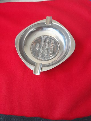 Cenicero antiguo metal Janeiro