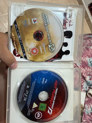 Juegos PS3: Call of Duty MW2 y Need for Speed