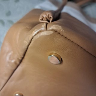 Bolso cubo. Baldinini Piel Marrón y Blanco