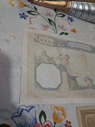 Lote Billetes: Francia 1000 Francos y Rumanía 20 L