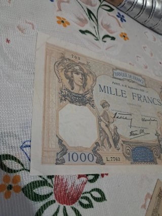 Lote Billetes: Francia 1000 Francos y Rumanía 20 L