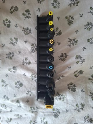 Adaptadores cargador portátil universal 11 puntas