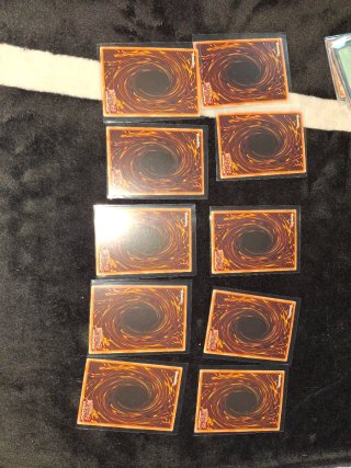 Carte Yu-Gi-Oh! LOB - Set di carte