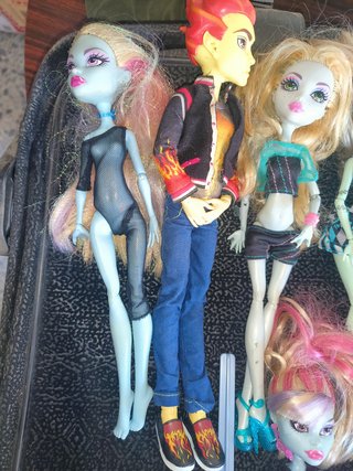 Ocasion super lote antiguas muñecas Monster High