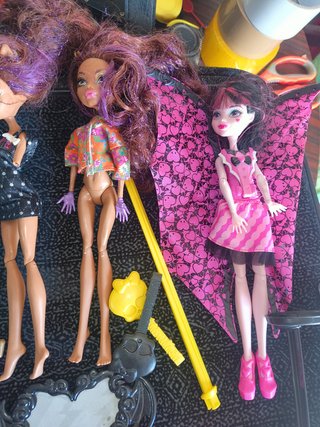Ocasion super lote antiguas muñecas Monster High