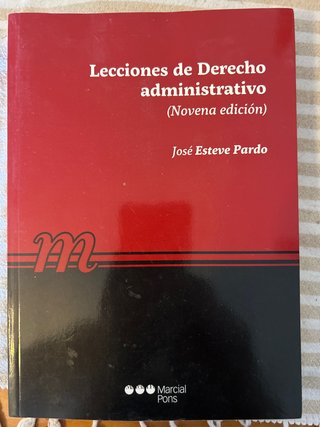 Lecciones de derecho administrativo