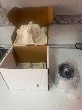 Cámara IP Avigilon Minidomo