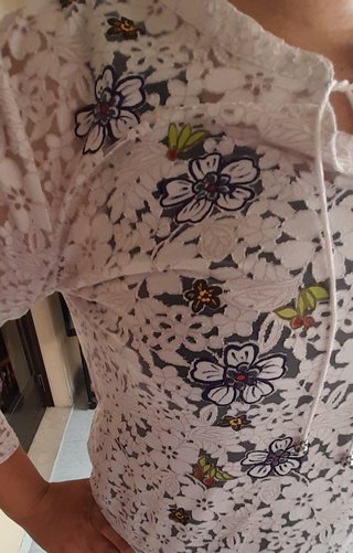 Blusa encaje pintada a mano crema manga 3/4