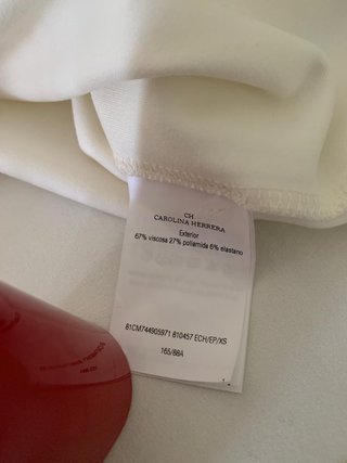 Top Carolina Herrera manga volante