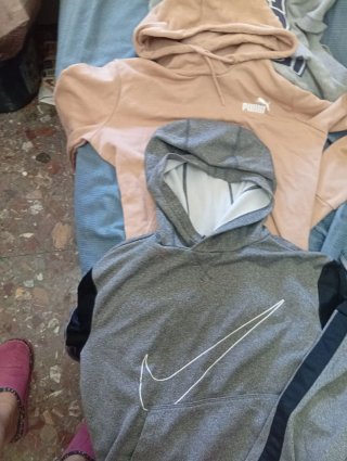 Sudadera Nike puma Gris Talla XS unidad 5€