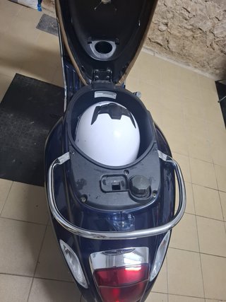 Vespa 50cc 4t Azul - Perfecto Estado