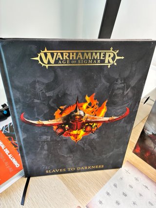 Libro de batalla slaves to darkness mas complemen