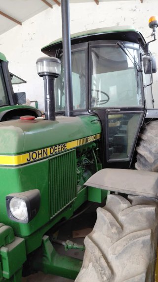 Tractor John Deere 2650