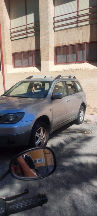 Mitsubishi Outlander 2004