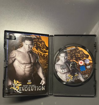 DVD WWE New Year's Revolution