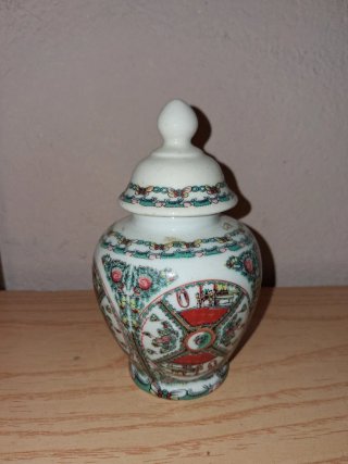 Jarrón de porcelana multicolor