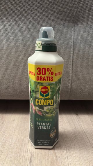 Compo Fertilizante Plantas Verdes 1.3L (Sin usar)