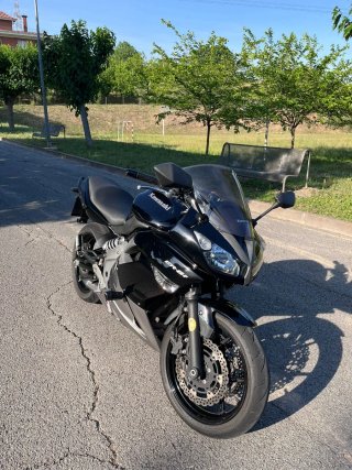 Kawasaki ER-6F 2011