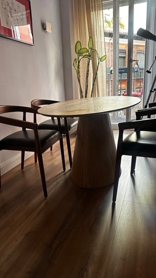 Mesa comedor madera ovalada