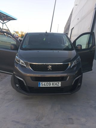 Peugeot Traveller 2018