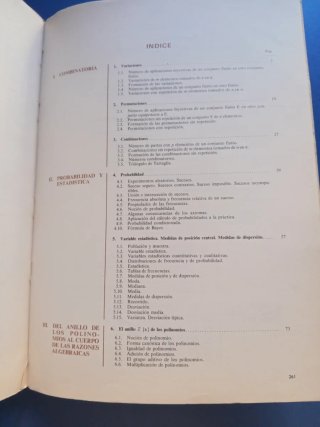 3 libros de matemáticas